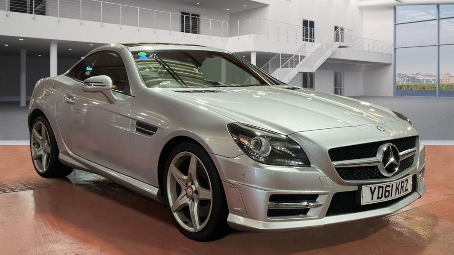 Used Mercedes-Benz SLK 2011 for sale - 77342895: Photo 1
