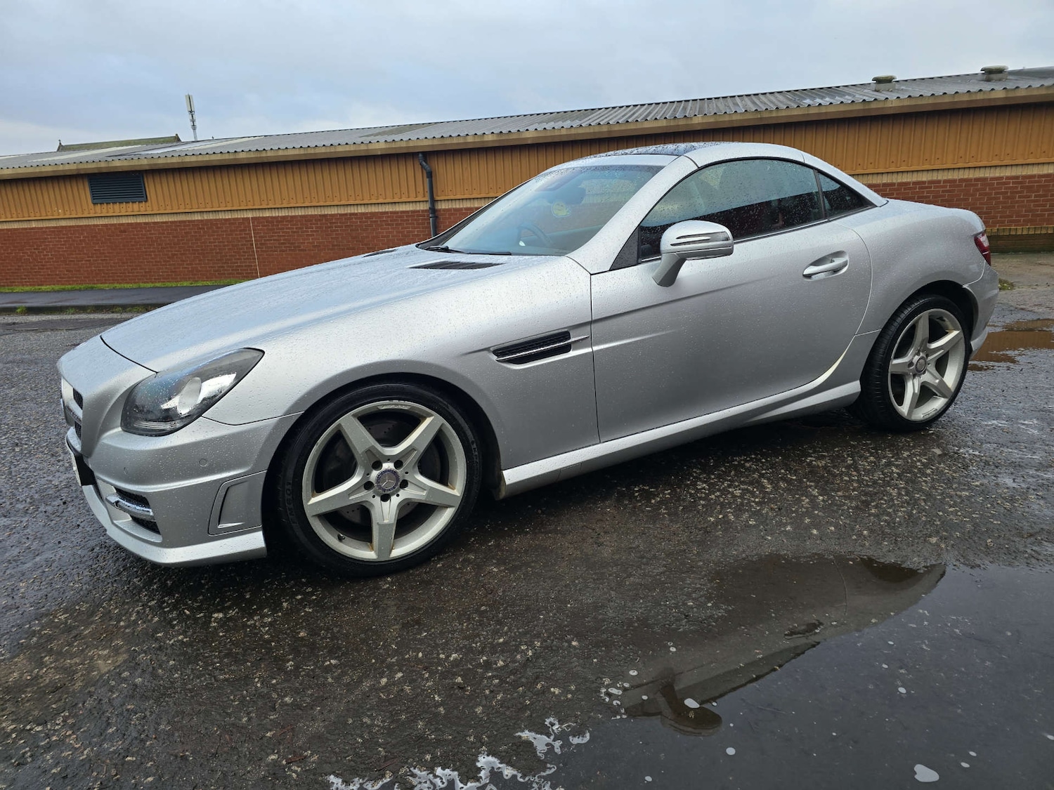 Used Mercedes-Benz SLK 2011 for sale - 77342895: Photo 26