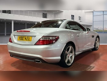 Used Mercedes-Benz SLK 2011 for sale - 77342895: Photo