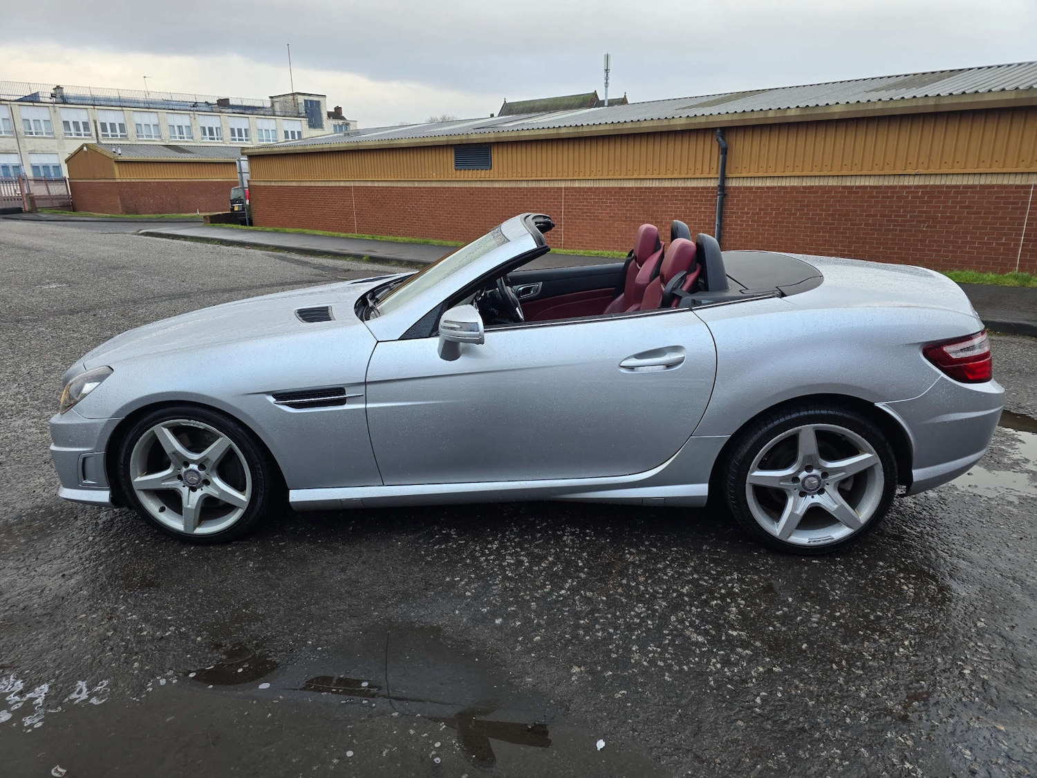 Used Mercedes-Benz SLK 2011 for sale - 77342895: Photo 56