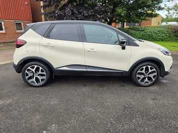 Used Renault Captur 2018 for sale - 79474131: Photo