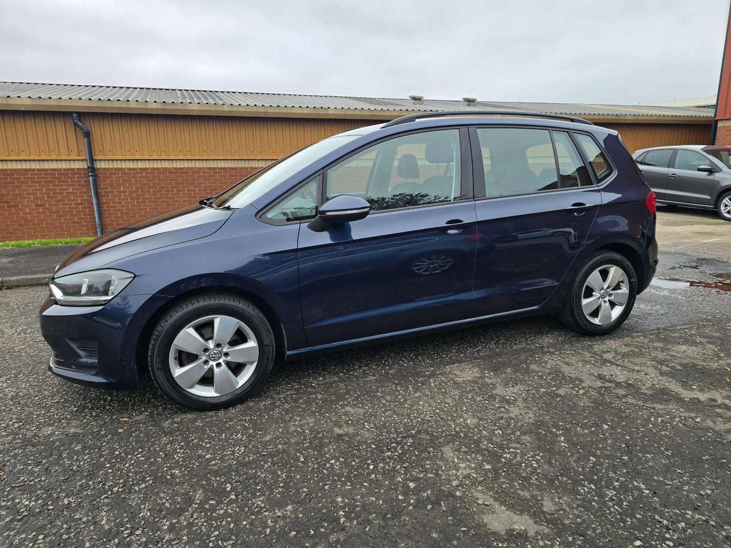 Used Volkswagen Golf SV 2015 for sale - 76266379: Photo 5