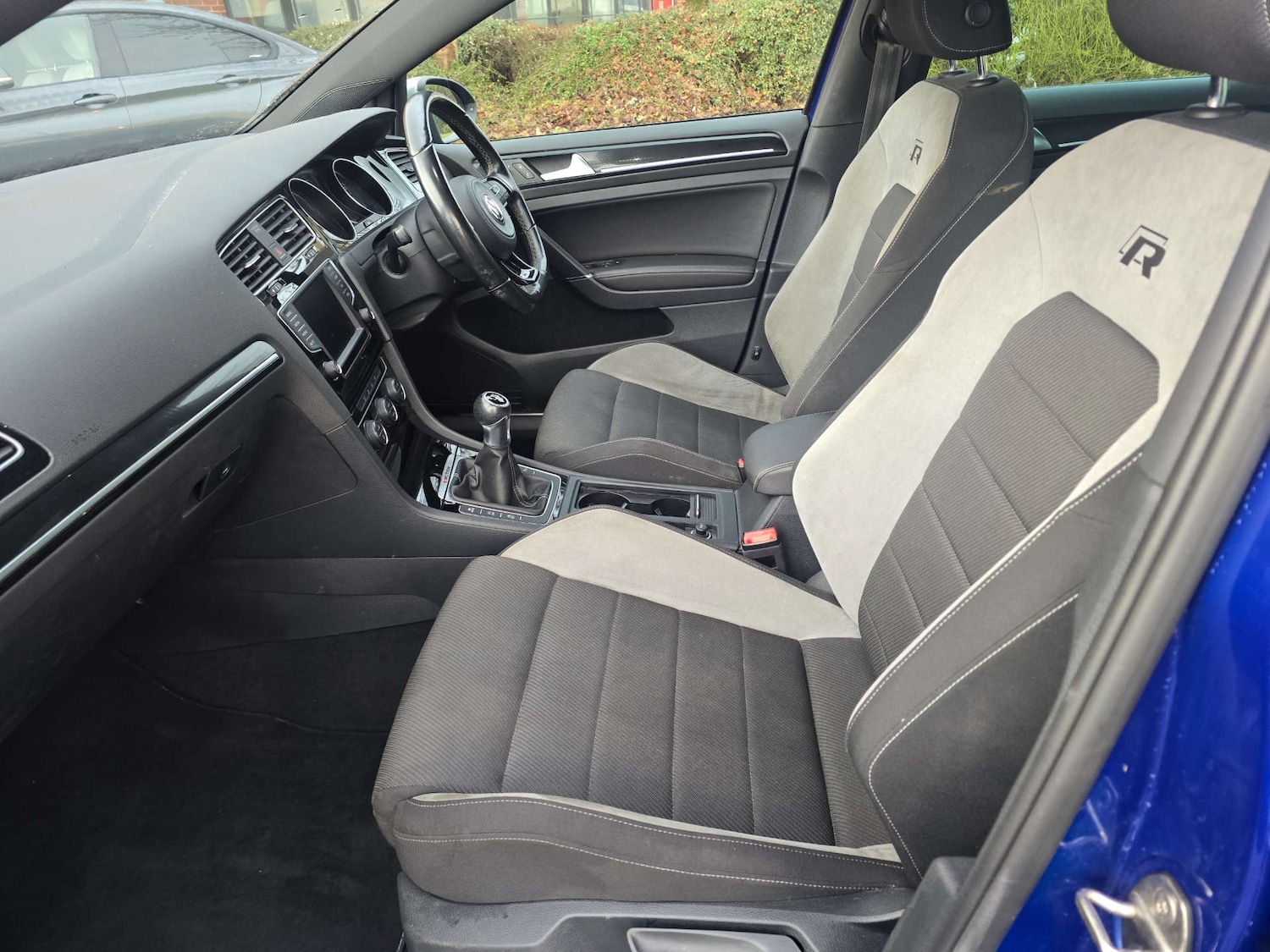 Used Volkswagen Golf 2016 for sale - 77022651: Photo 24