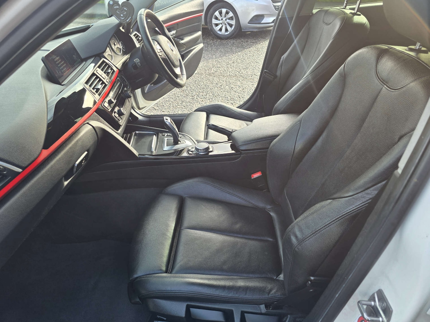 Used BMW 3 Series 2015 for sale - 77889942: Photo 12