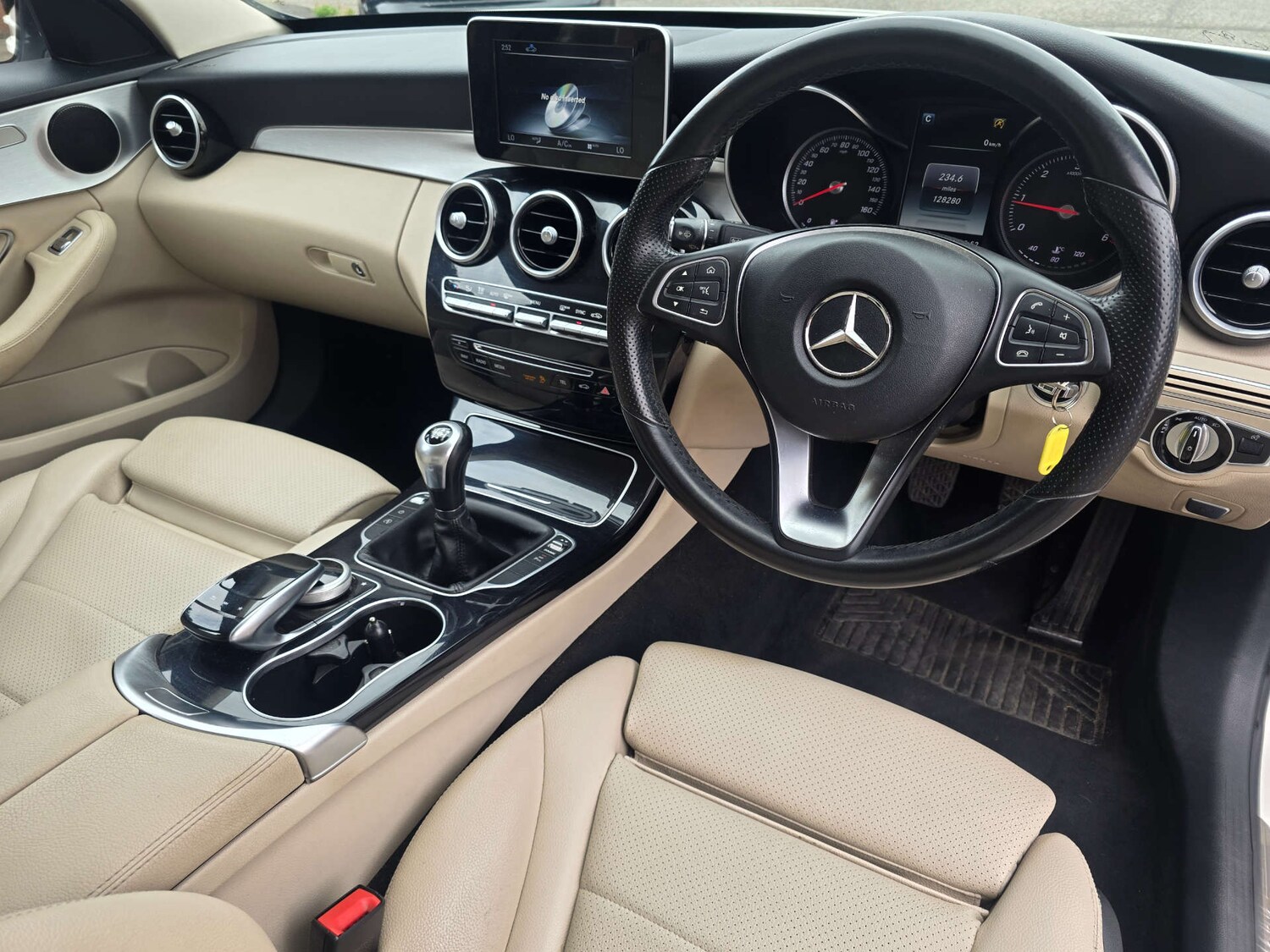 Used Mercedes-Benz C Class 2016 for sale - 76369454: Photo 46