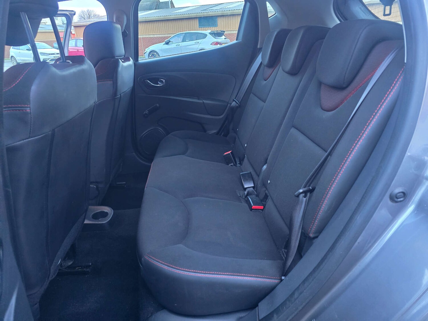 Used Renault Clio 2013 for sale - 77370972: Photo 47