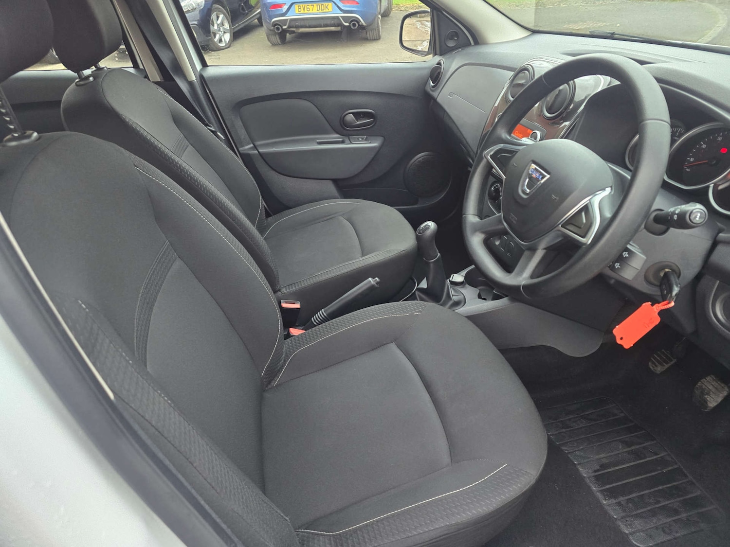 Used Dacia Sandero 2017 for sale - 77380657: Photo 42