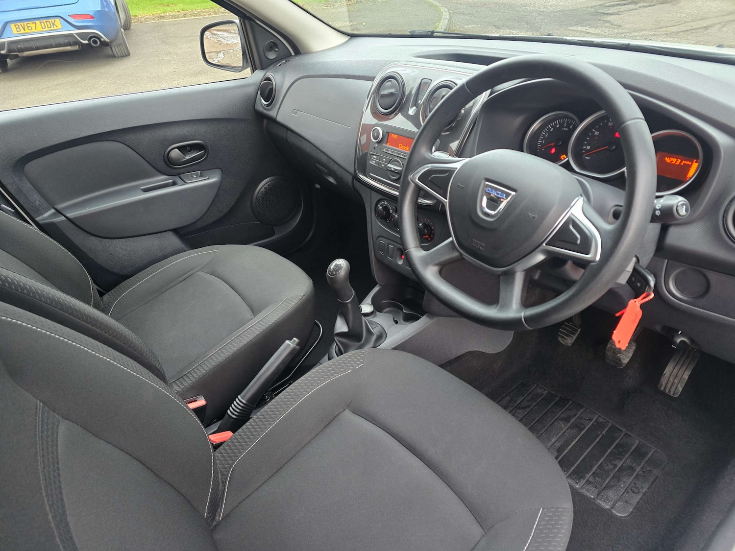 Used Dacia Sandero 2017 for sale - 77380657: Photo 43