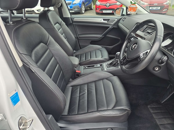 Used Volkswagen Golf 2016 for sale - 76277862: Photo 43