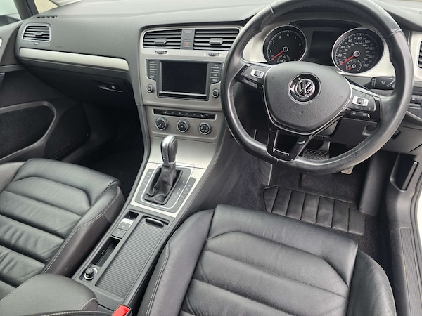Used Volkswagen Golf 2016 for sale - 76277862: Photo 45