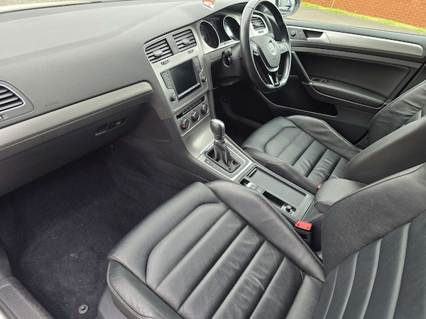 Used Volkswagen Golf 2016 for sale - 76277862: Photo 48