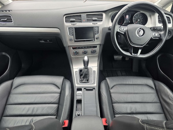 Used Volkswagen Golf 2016 for sale - 76277862: Photo 51