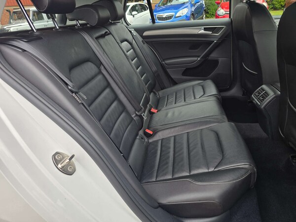 Used Volkswagen Golf 2016 for sale - 76277862: Photo 52