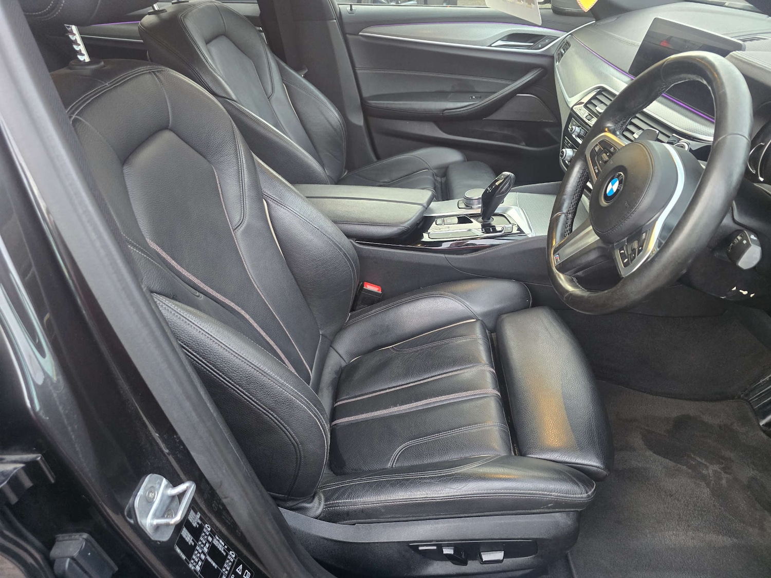 Used BMW 5 Series 2017 for sale - 76469522: Photo 45