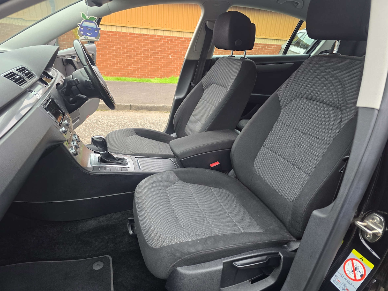 Used Volkswagen Passat 2013 for sale - 76056647: Photo 47