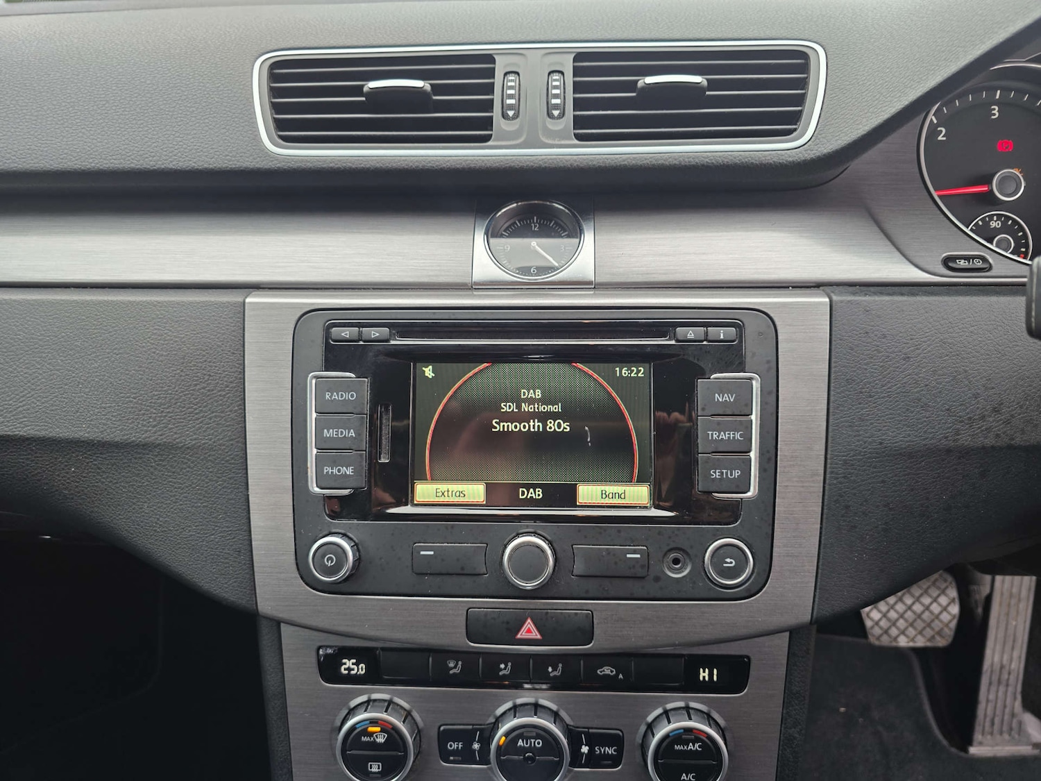 Used Volkswagen Passat 2013 for sale - 76056647: Photo 58