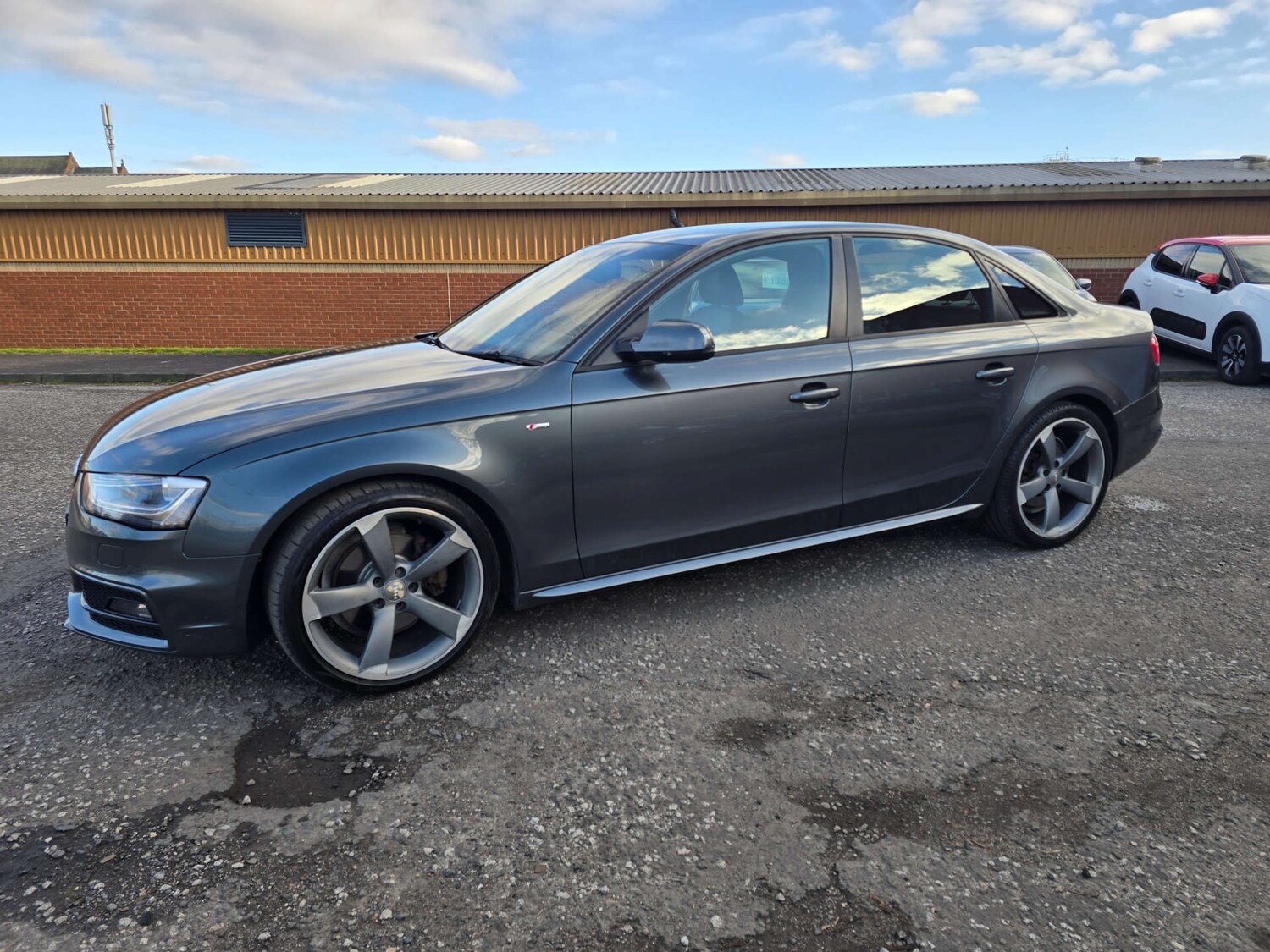 Used Audi A4 2013 for sale - 77793053: Photo 26