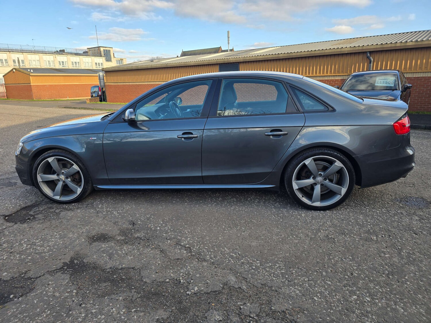 Used Audi A4 2013 for sale - 77793053: Photo 28