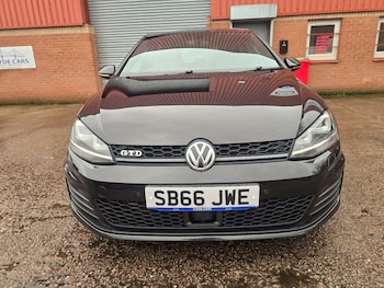 Used Volkswagen Golf 2017 for sale - 76429353: Photo