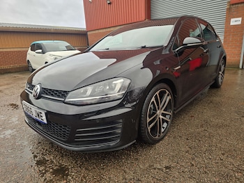 Used Volkswagen Golf 2017 for sale - 76429353: Photo