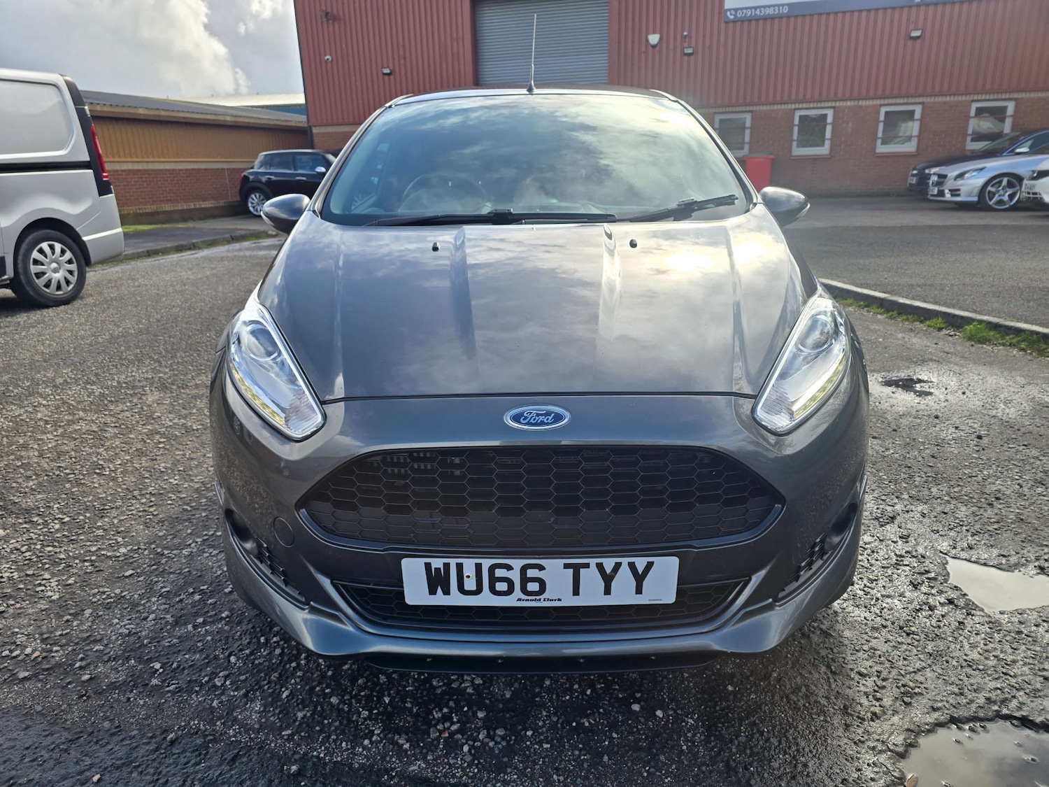 Used Ford Fiesta 2016 for sale - 78219430: Photo 2