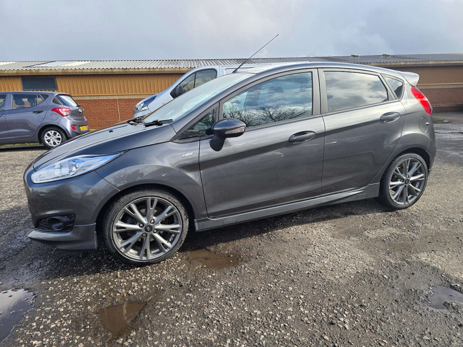 Used Ford Fiesta 2016 for sale - 78219430: Photo 5