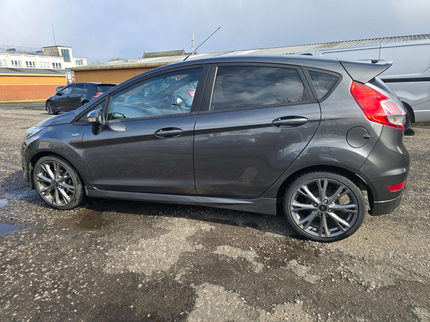 Used Ford Fiesta 2016 for sale - 78219430: Photo 7