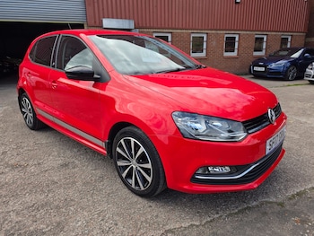 Used Volkswagen Polo 2017 for sale - 79612801: Photo