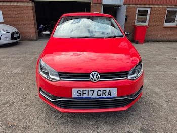 Used Volkswagen Polo 2017 for sale - 79612801: Photo