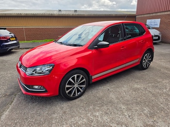 Used Volkswagen Polo 2017 for sale - 79612801: Photo