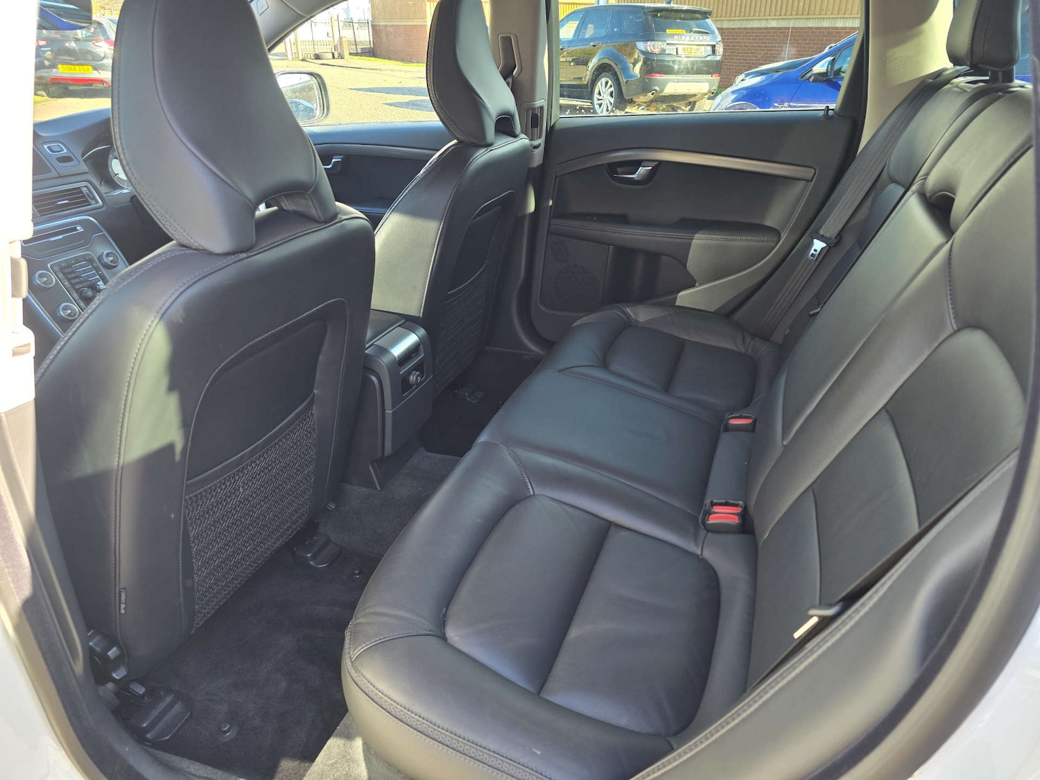 Used Volvo XC70 2015 for sale - 76375095: Photo 13