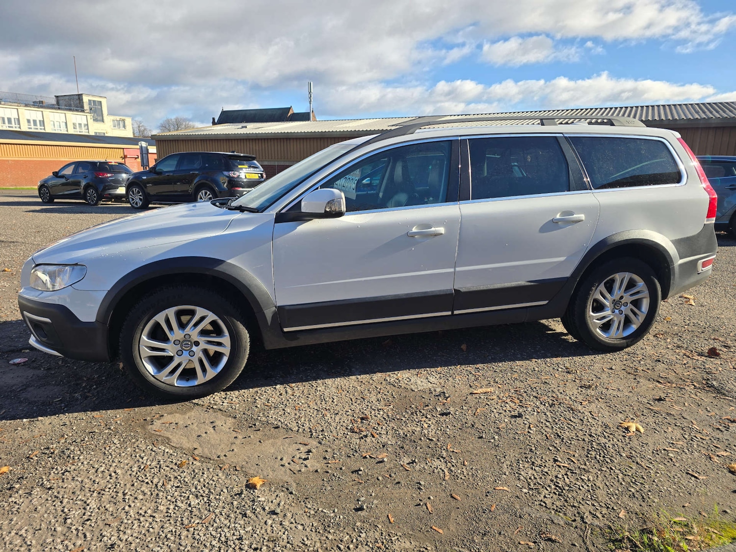 Used Volvo XC70 2015 for sale - 76375095: Photo 36
