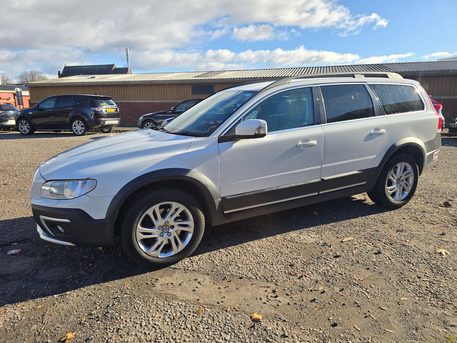 Used Volvo XC70 2015 for sale - 76375095: Photo 37