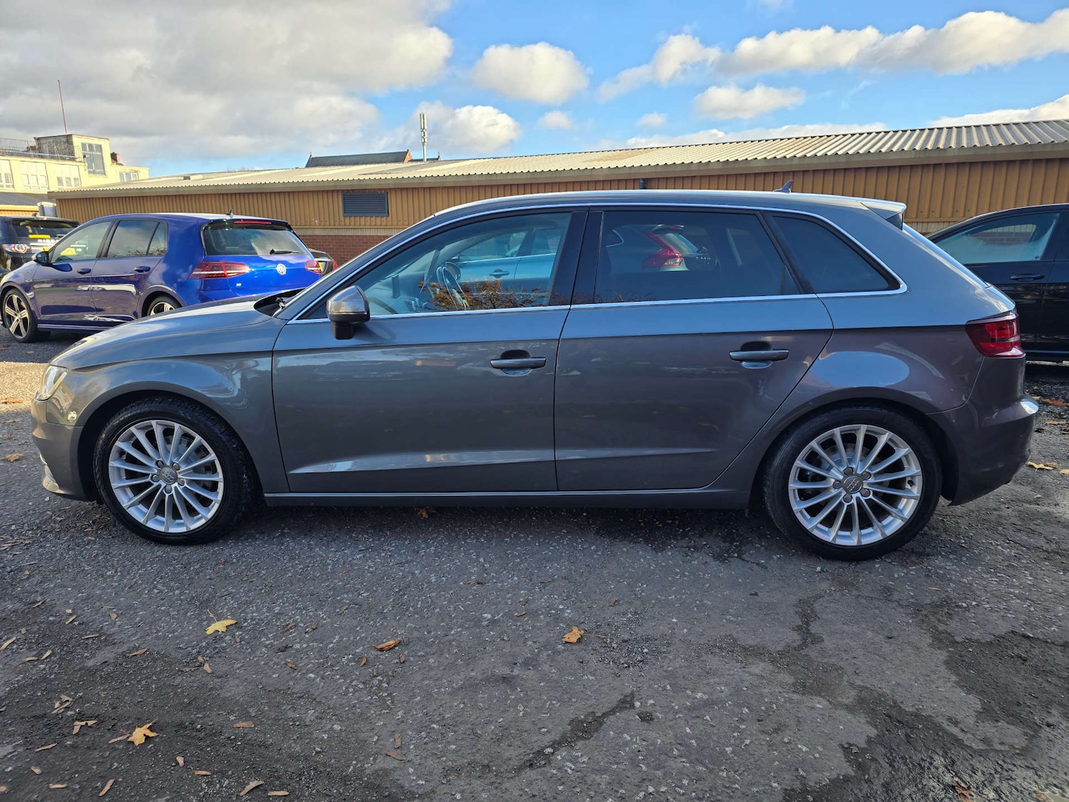 Used Audi A3 2014 for sale - 75952736: Photo 29