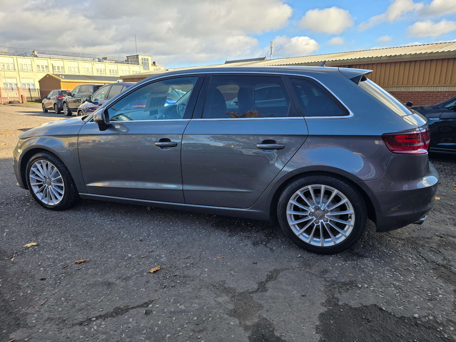 Used Audi A3 2014 for sale - 75952736: Photo 30