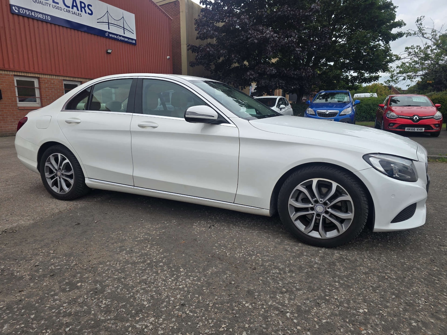 Used Mercedes-Benz C Class 2016 for sale - 76547283: Photo 4