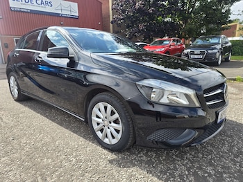 Used Mercedes-Benz A-Class 2015 for sale - 75613130: Photo