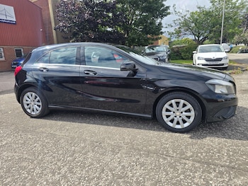 Used Mercedes-Benz A-Class 2015 for sale - 75613130: Photo