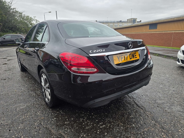 Used Mercedes-Benz C Class 2017 for sale - 76277854: Photo 32