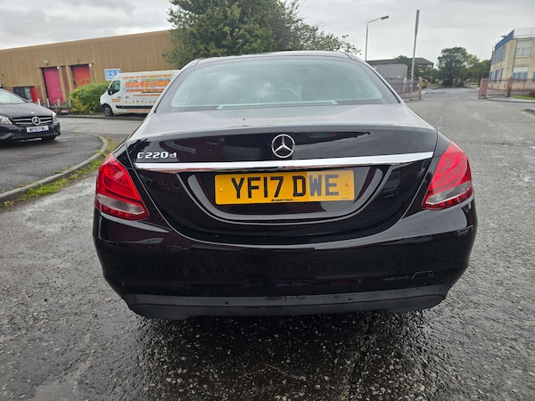 Used Mercedes-Benz C Class 2017 for sale - 76277854: Photo 9