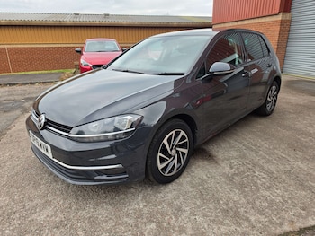 Used Volkswagen Golf 2019 for sale - 79408906: Photo
