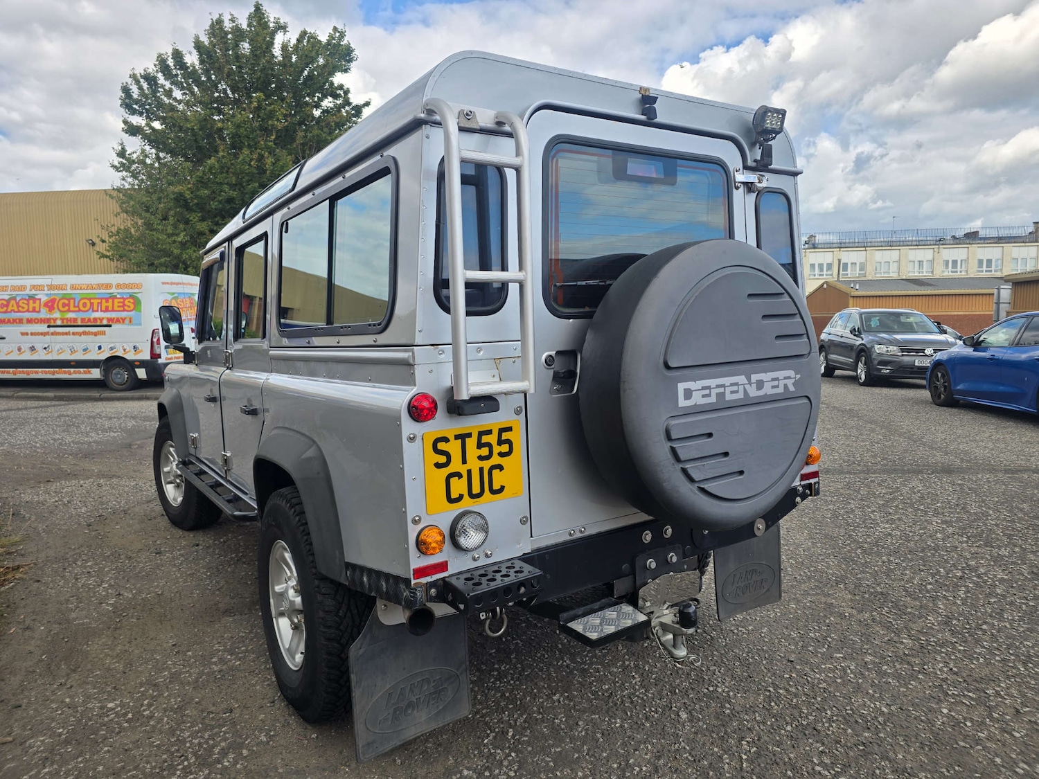 Vehicle 33