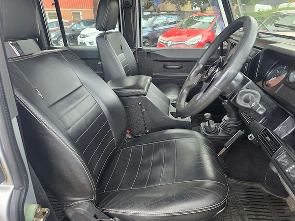 Used Land Rover Defender 2005 for sale - 75654777: Photo 45