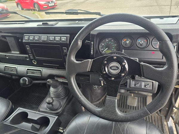 Used Land Rover Defender 2005 for sale - 75654777: Photo 57
