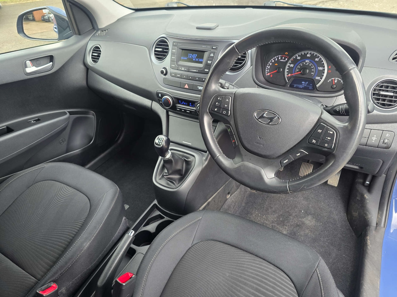 Used Hyundai i10 2017 for sale - 78144604: Photo 46