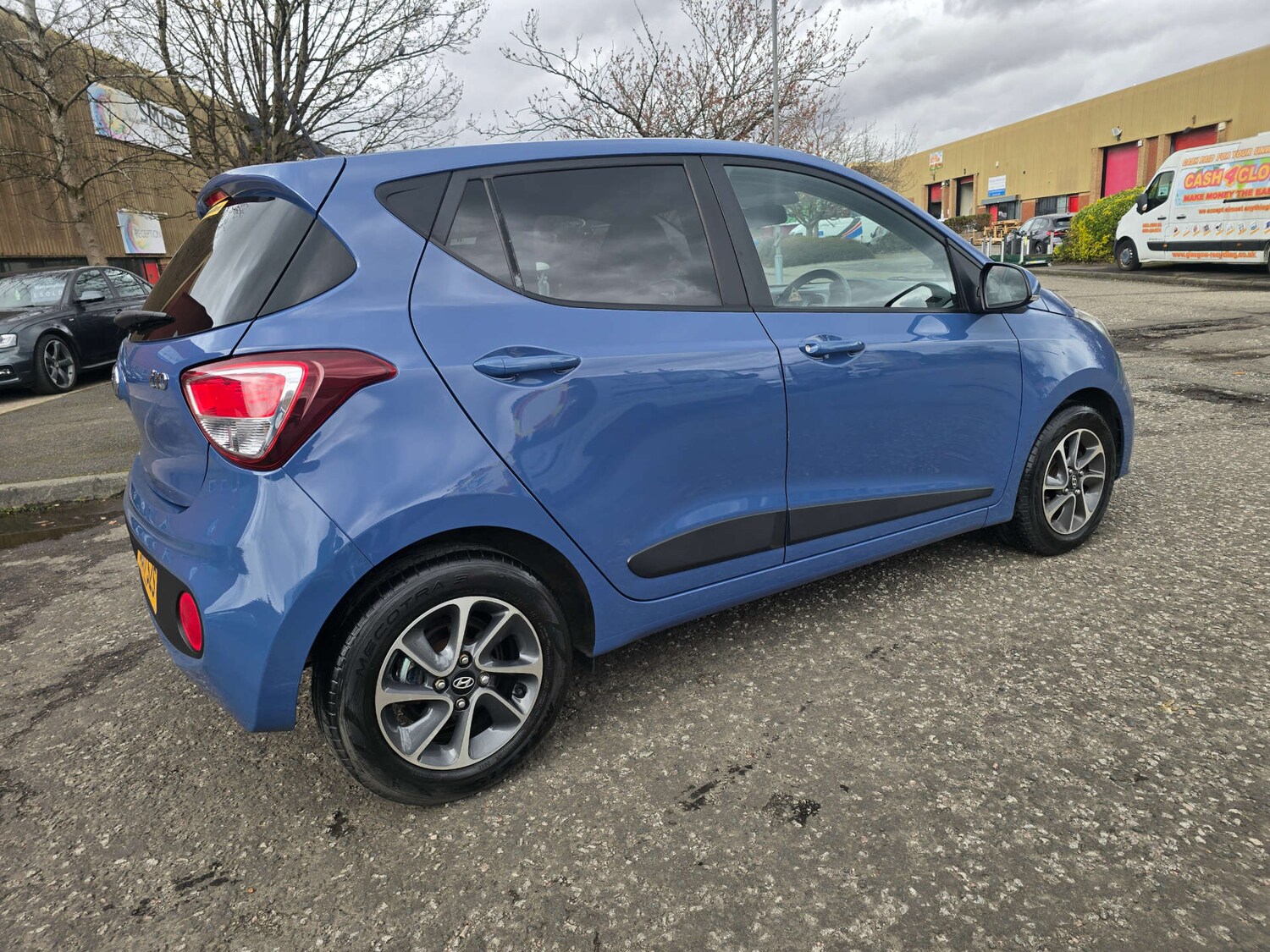 Used Hyundai i10 2017 for sale - 78144604: Photo 6
