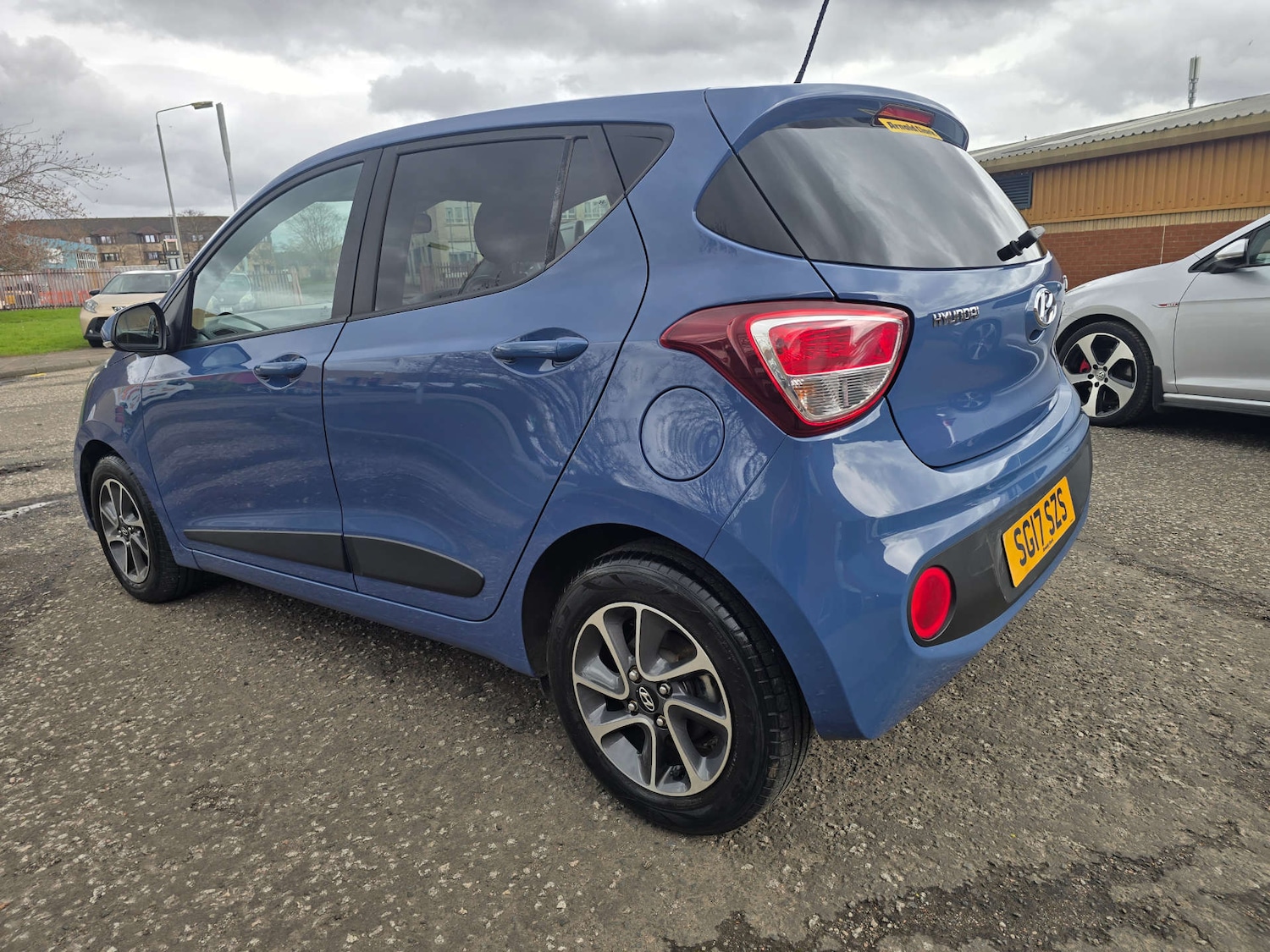 Used Hyundai i10 2017 for sale - 78144604: Photo 8