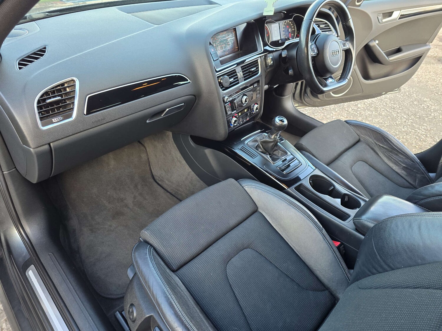 Used Audi A4 2013 for sale - 78122947: Photo 15