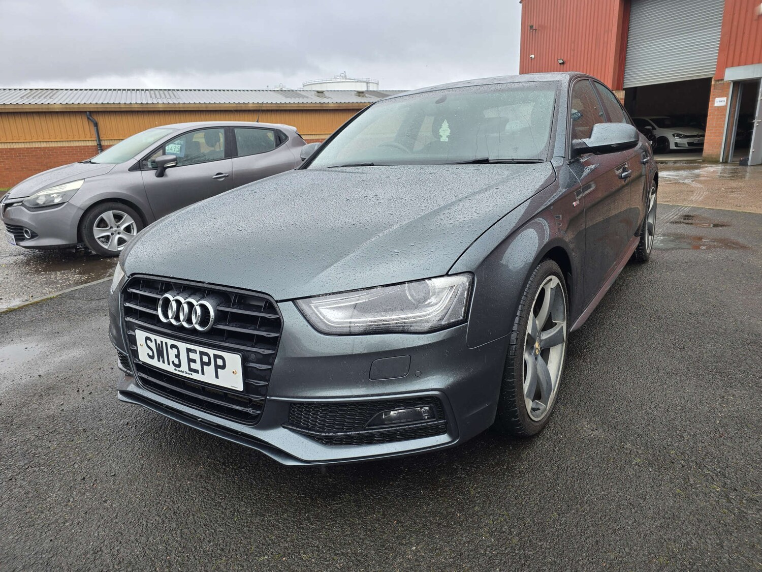 Used Audi A4 2013 for sale - 78122947: Photo 24