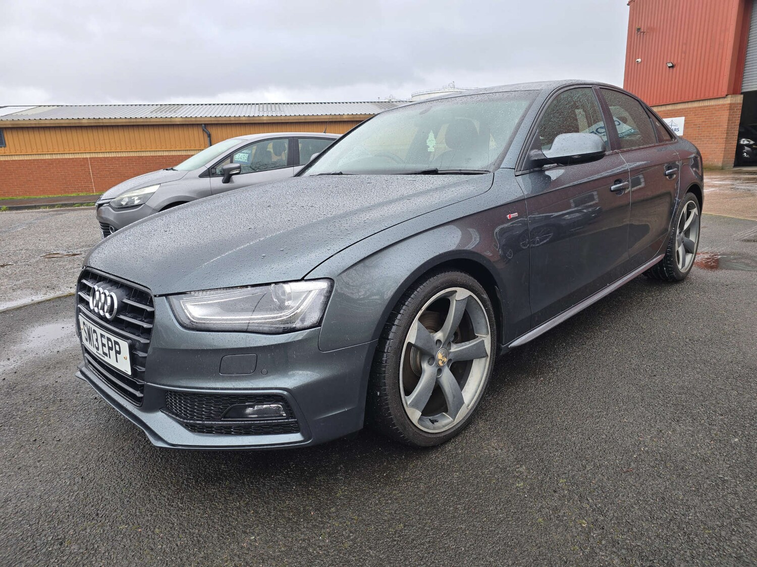 Used Audi A4 2013 for sale - 78122947: Photo 25